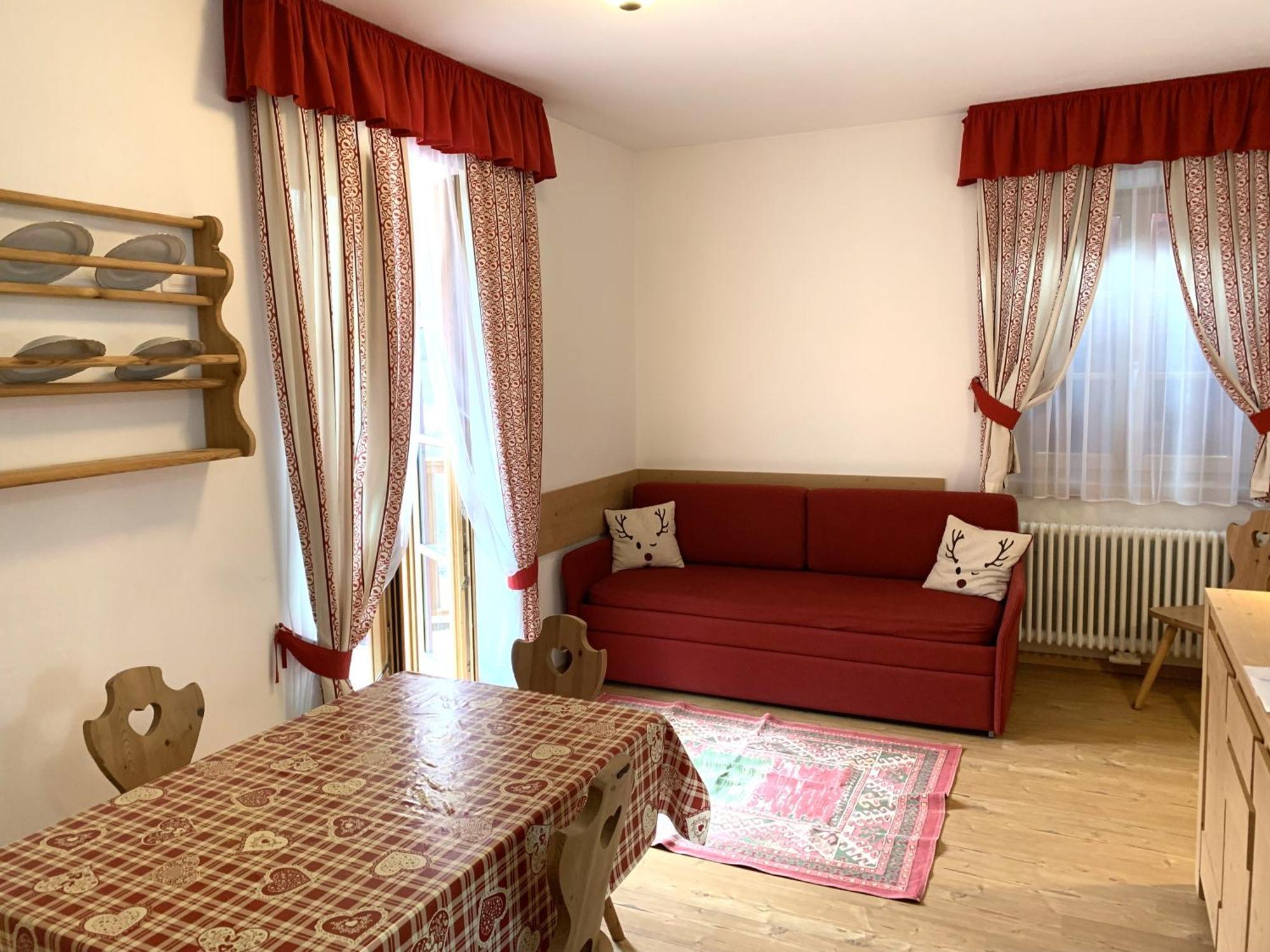 Appartamenti Sissi Commezzadura Exteriér fotografie